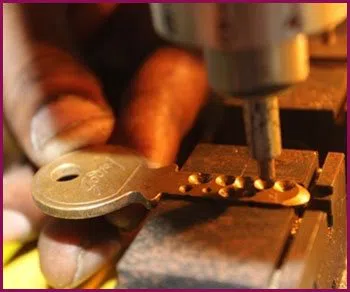 Englishtown NJ Locksmith Store Englishtown, NJ 732-675-5353 - 17-key-making
